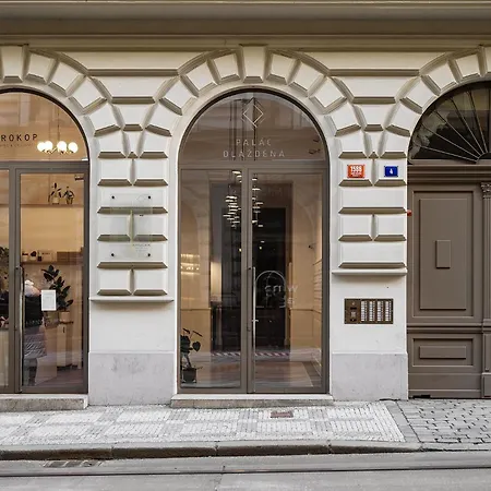 Luxury In The Center Apartment Prag